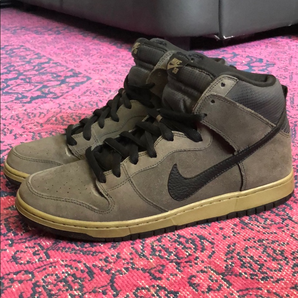 Nike SB Dunk High Pro SUPER RARE Leather Sneakers